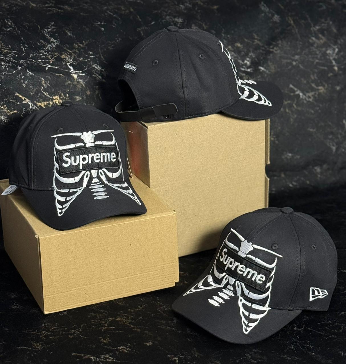 Gorra Supreme