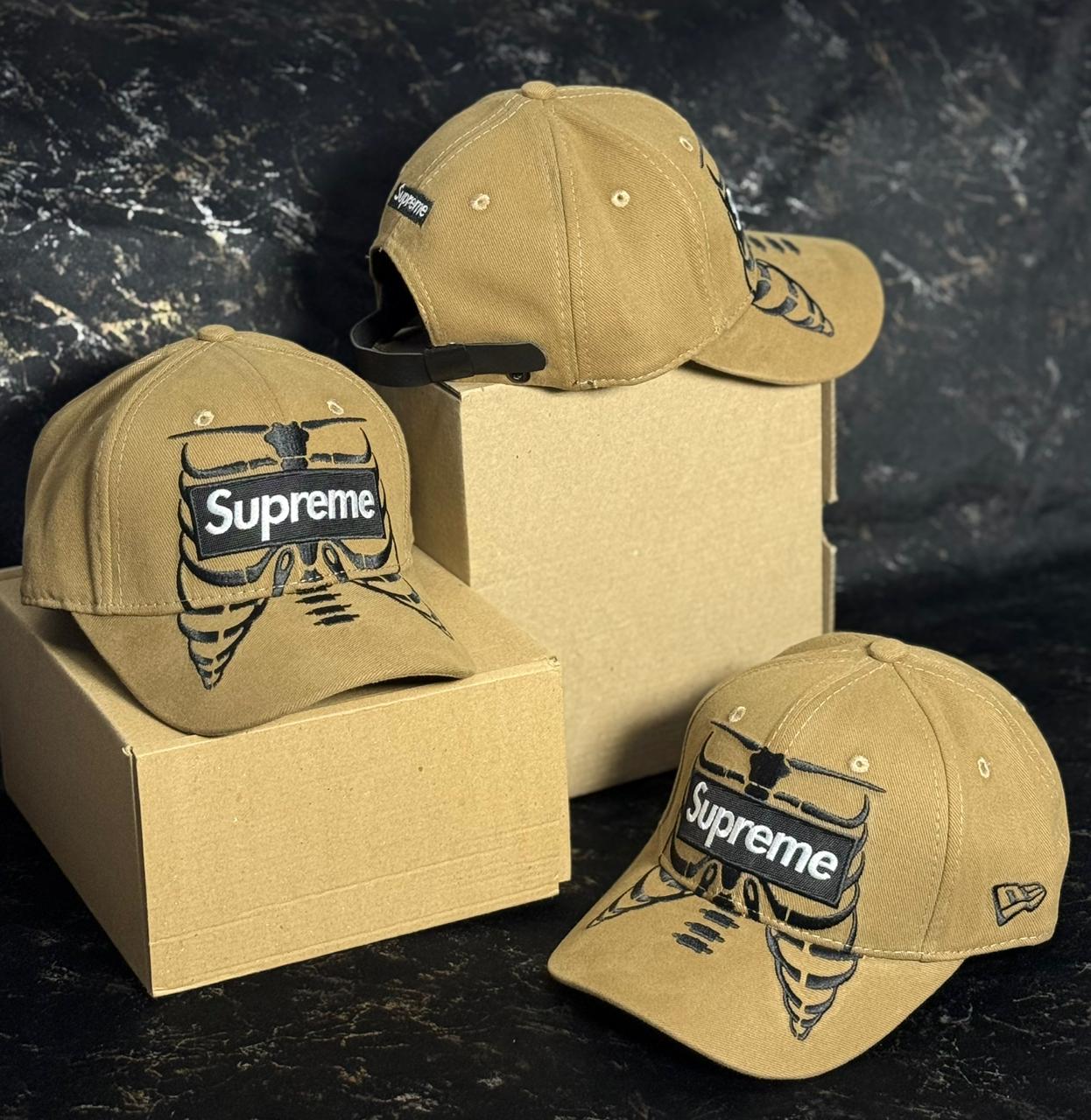 Gorra Supreme